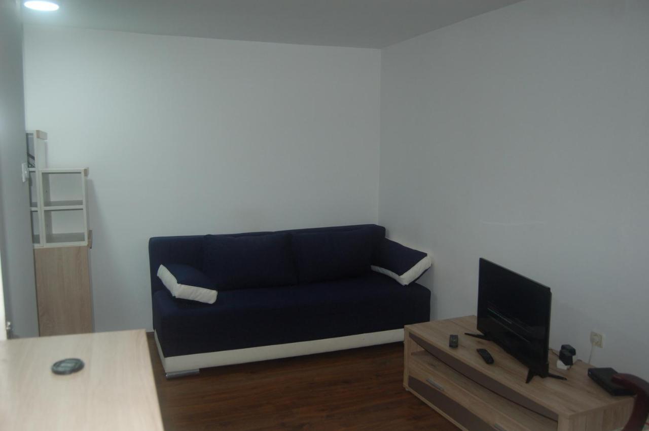 Apartmani Marios Ni エクステリア 写真